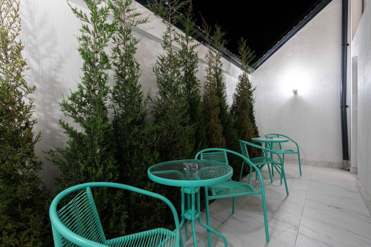 Aqua Hotel Tashkent Ngoại thất bức ảnh
