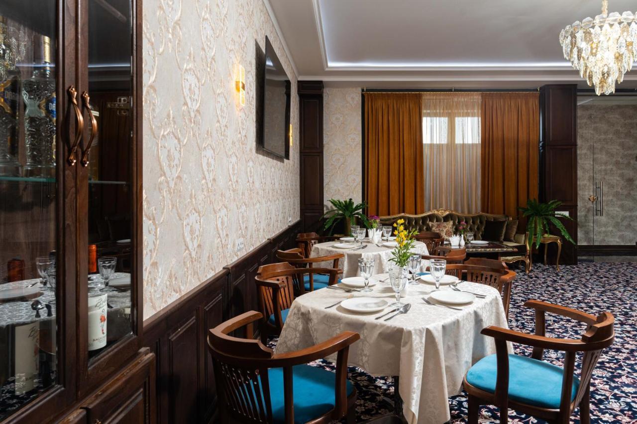 Aqua Hotel Tashkent Ngoại thất bức ảnh