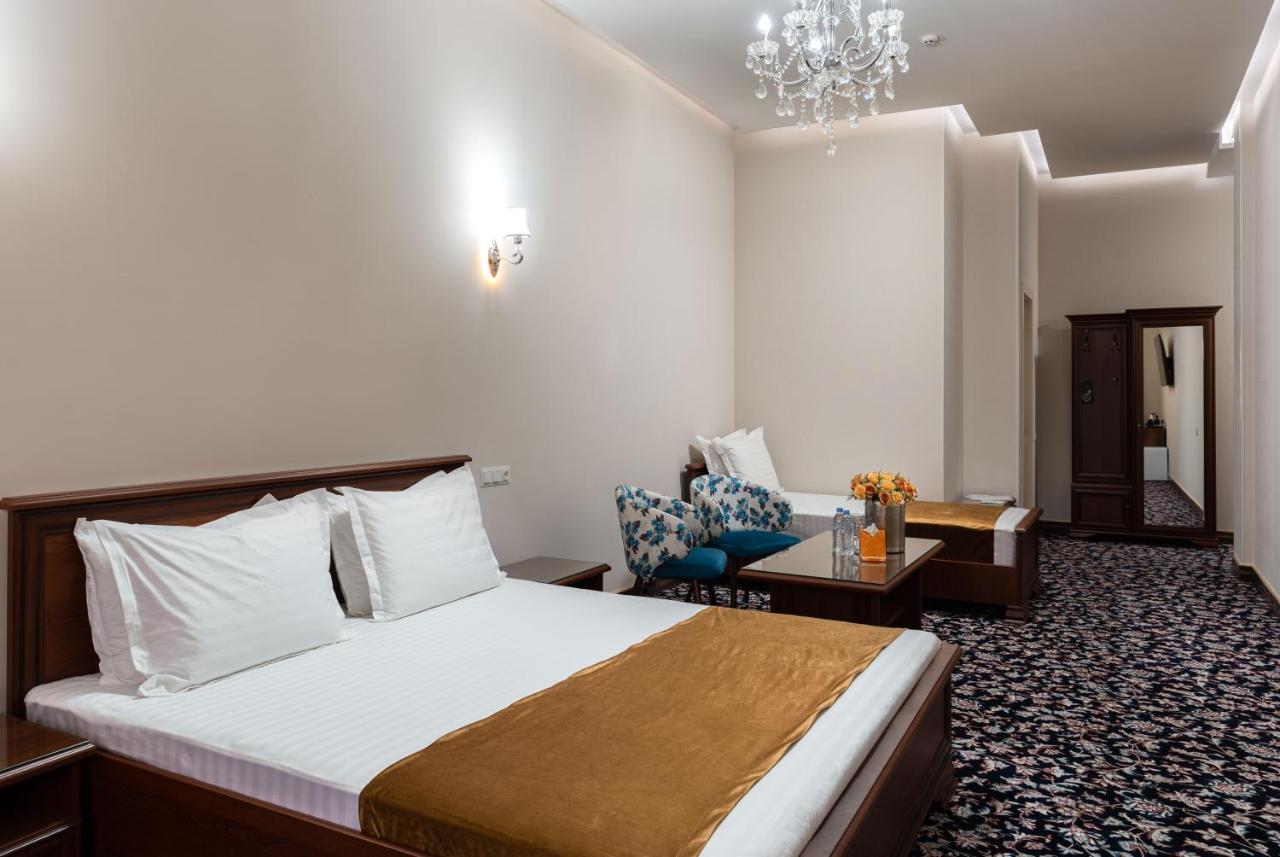 Aqua Hotel Tashkent Ngoại thất bức ảnh